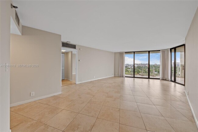 Building Photo - 4000 Towerside Terrace