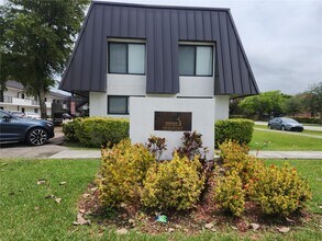 Building Photo - 19600 SW 110th Ct