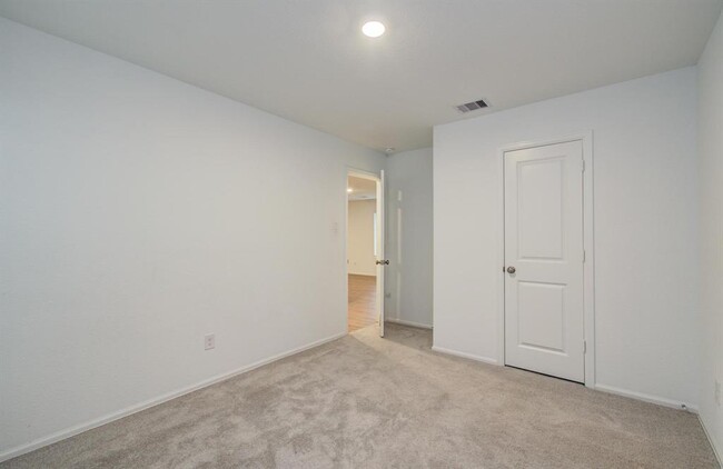 Building Photo - 10910 Bright Beacon Dr