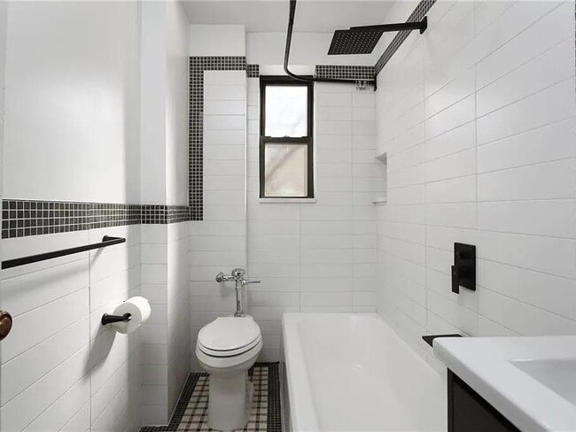 Building Photo - 415 Ocean Pkwy