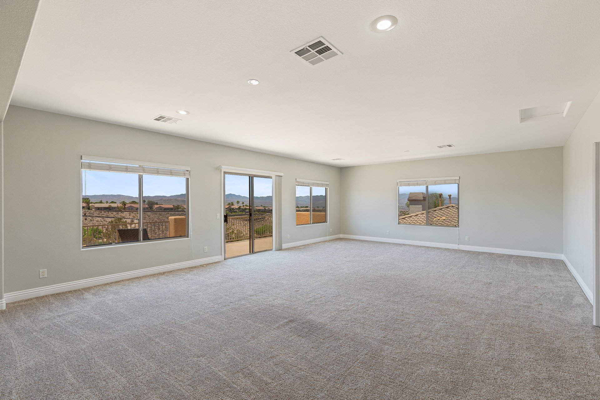 Building Photo - 7 Braelinn Dr