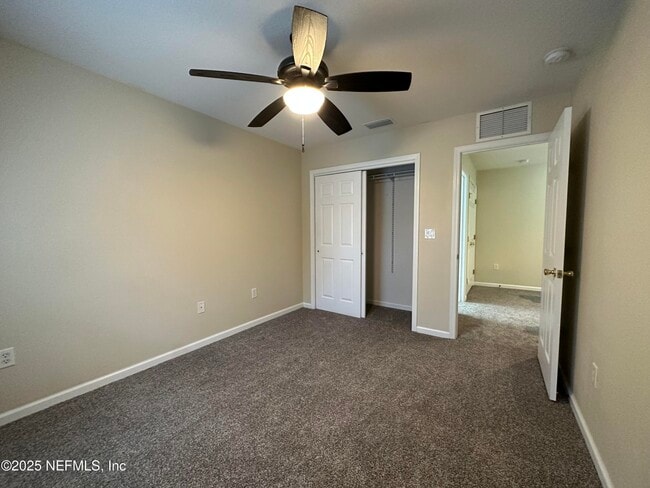 Building Photo - 11197 Castlemain Cir W