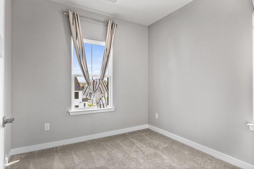 Building Photo - 1 Sage Way