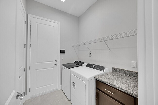 Building Photo - 13777 Prickly Cone Cv