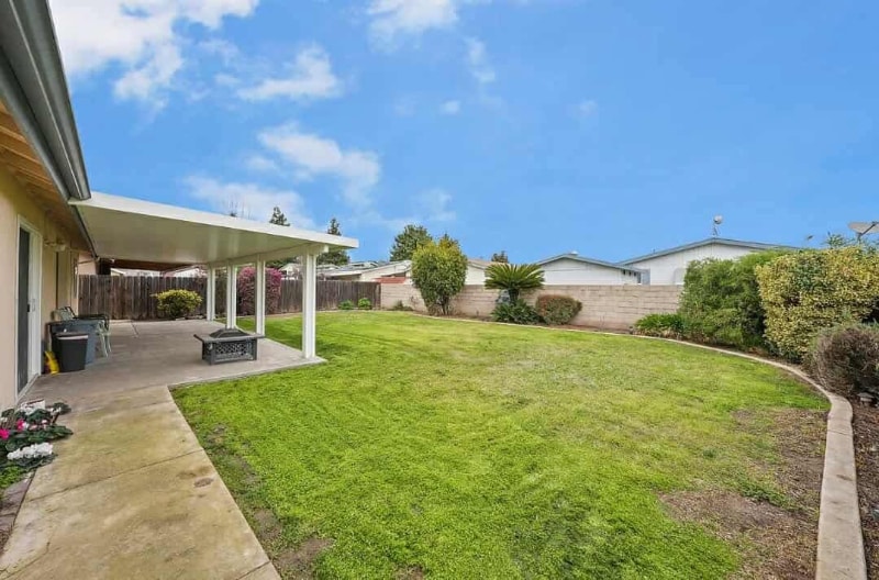 Building Photo - 2336 W Roby Ave