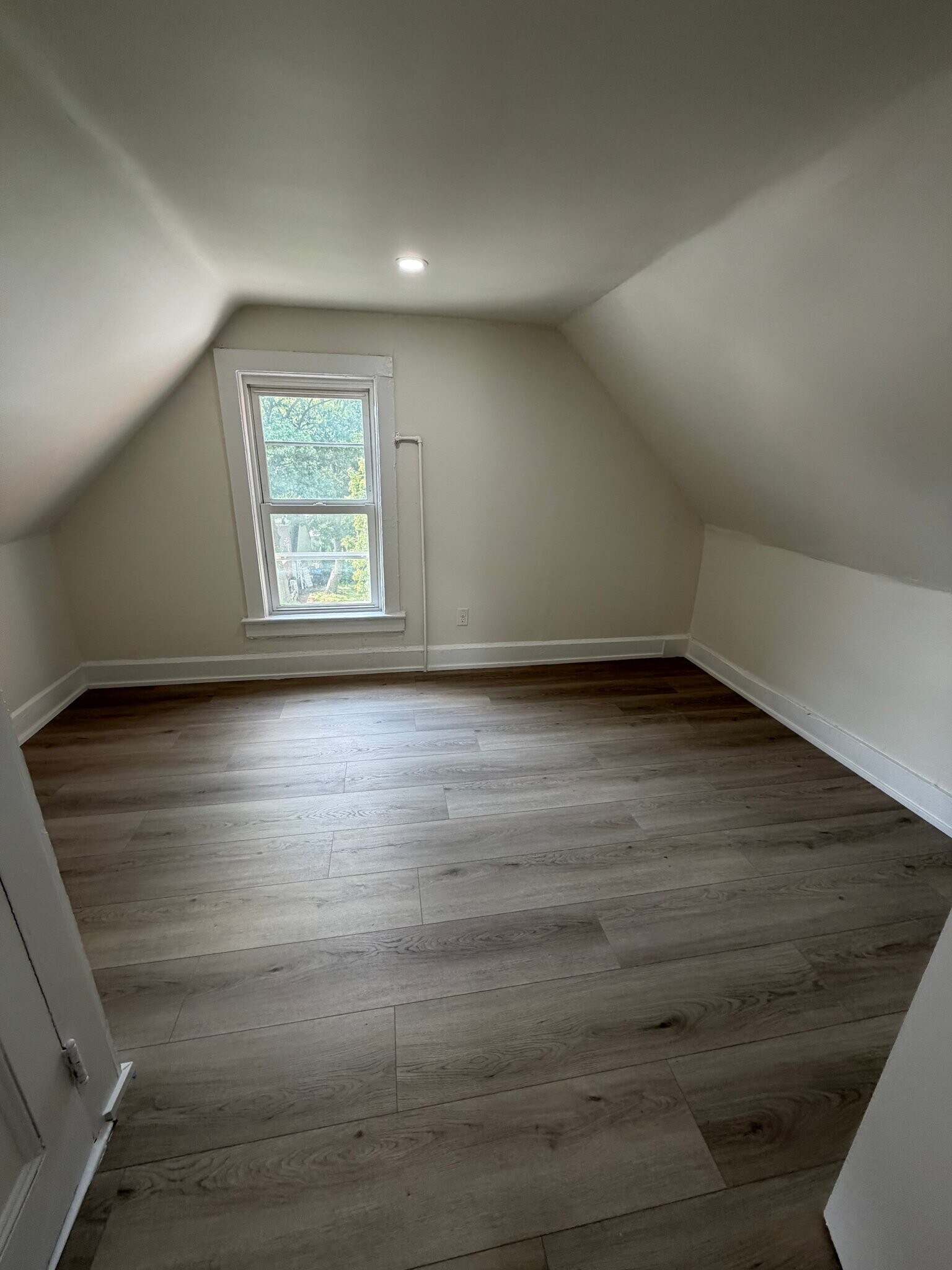 Building Photo - 207 Watchung Ave