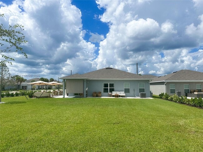 Building Photo - 603 Lychee Ln
