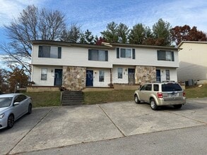 Building Photo - 10417 Victoria Dr