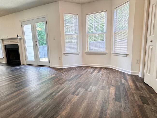 Building Photo - 3945 Brushy Creek Way