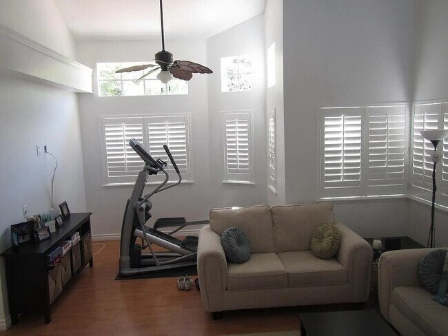 Building Photo - 21246 Sugarbush Cir