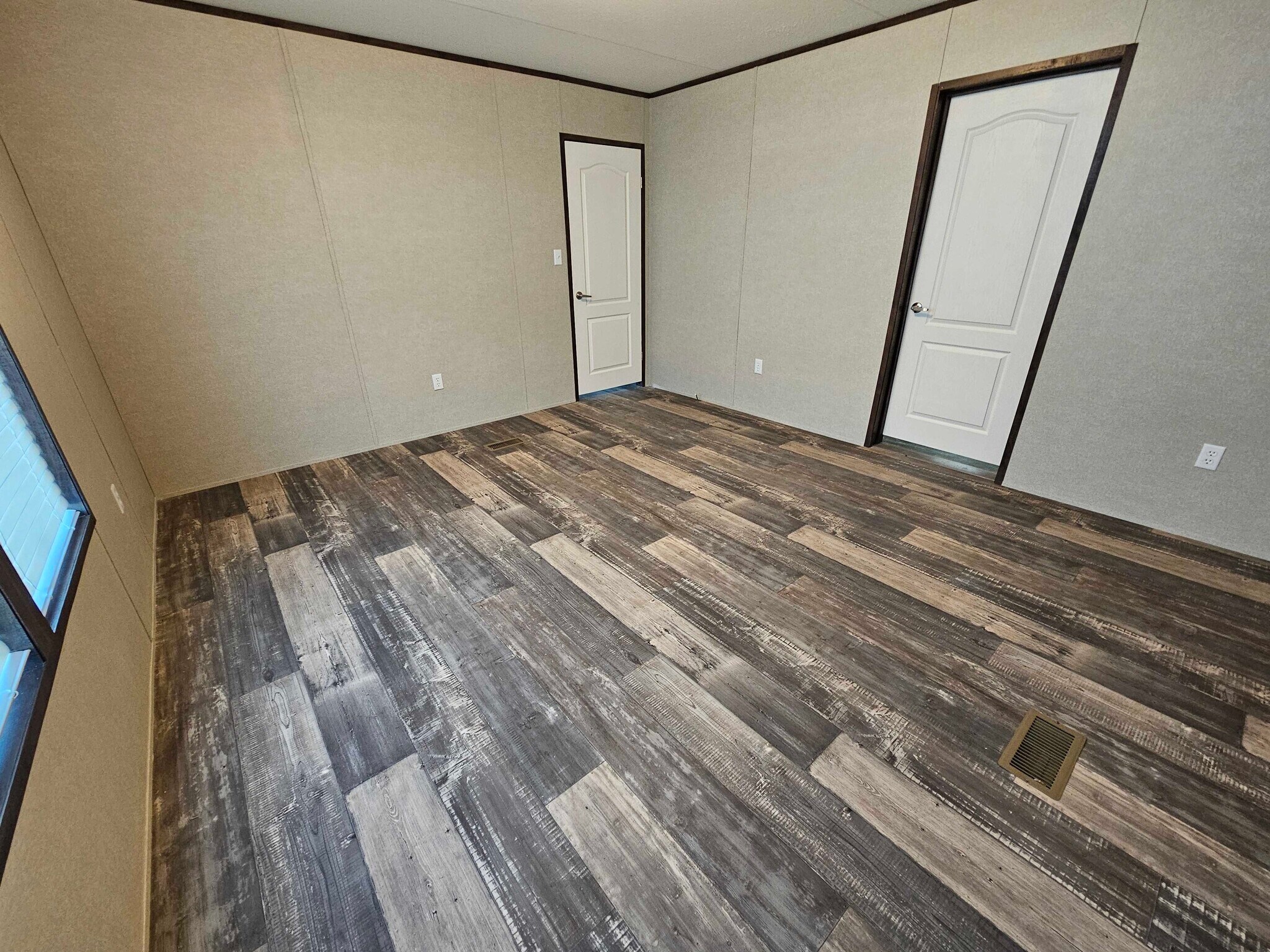 Building Photo - 141 Ponderosa Way