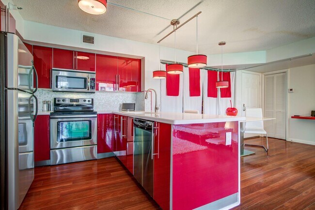 Building Photo - 157 Yacht Club Way