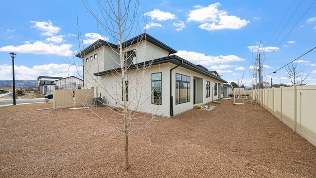Building Photo - 1107 Mee Cyn Cir
