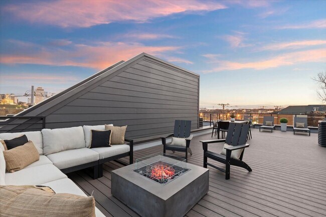 Building Photo - The Best Address in Germantown — Fully Furnished Executive Townhome, Move-In Ready | $8,995/Mo