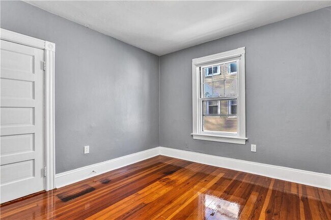 Building Photo - 266 Sayles Ave