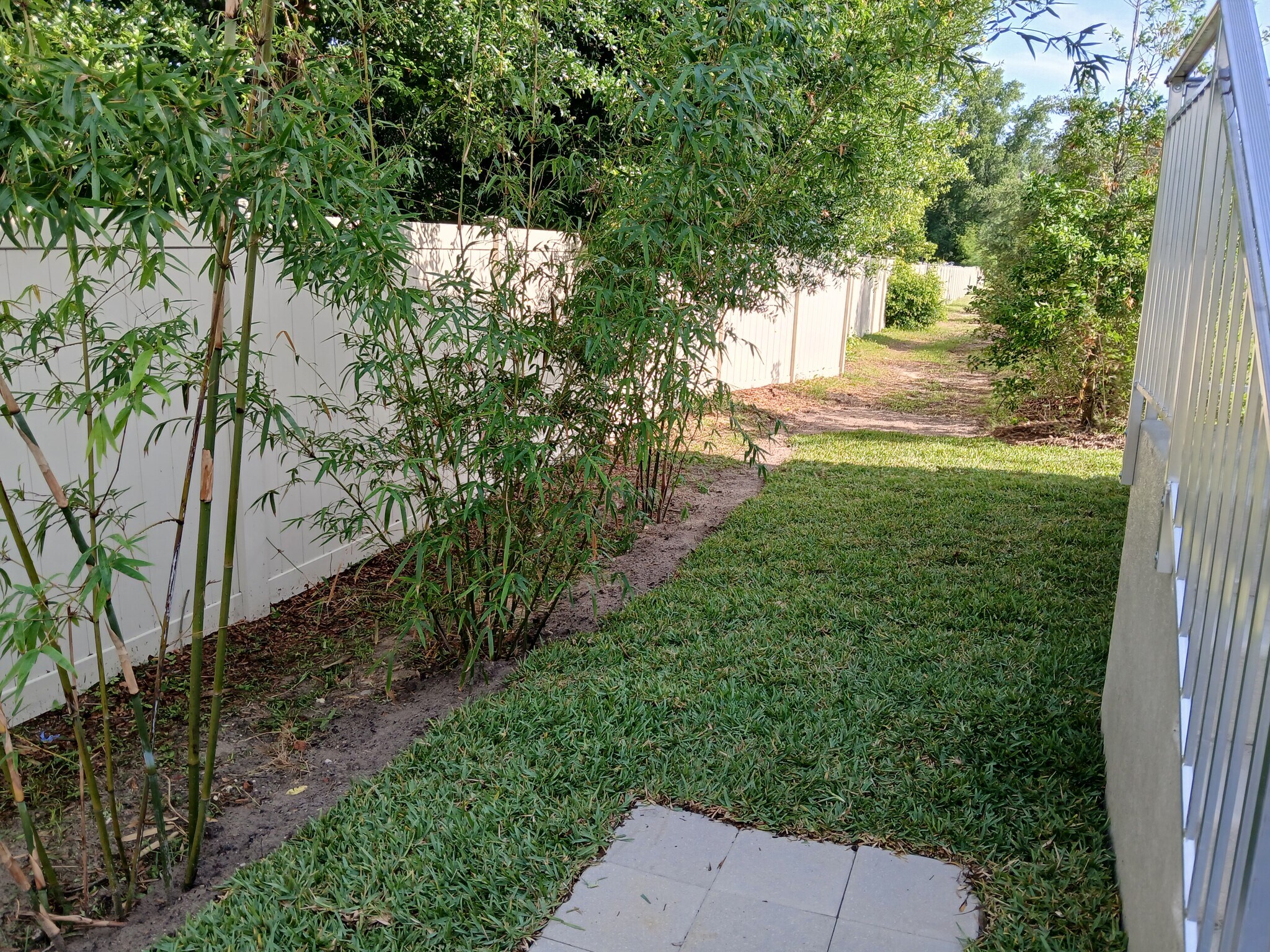 Building Photo - 637 Pine Brook Cir