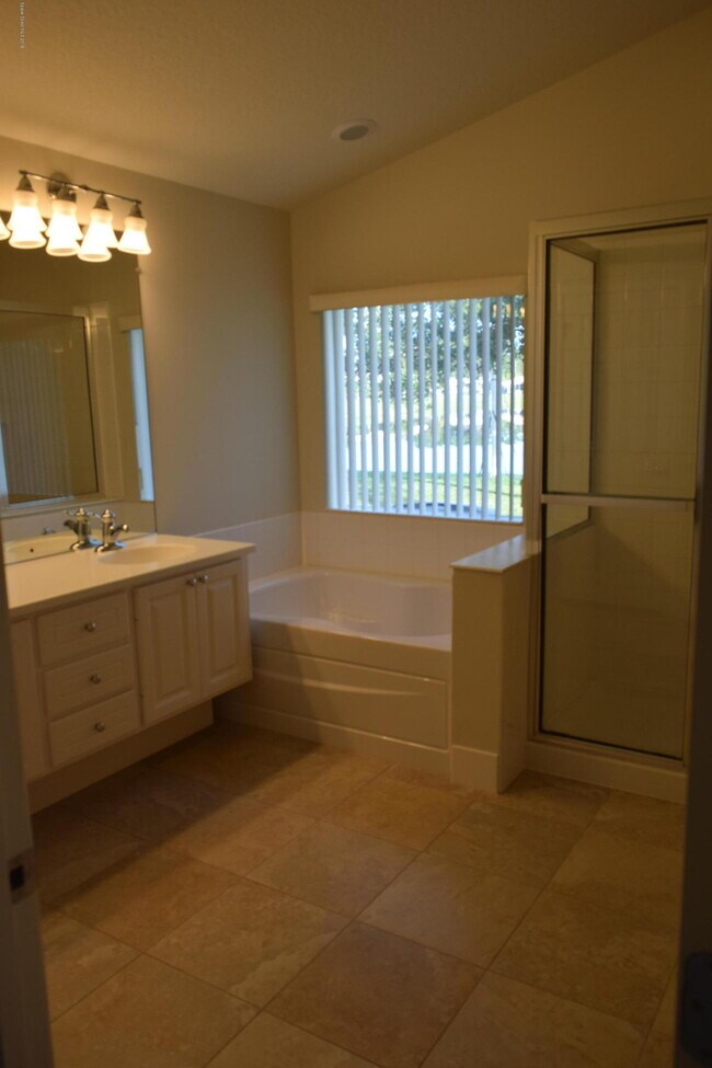 Building Photo - 1783 Dittmer Cir SE
