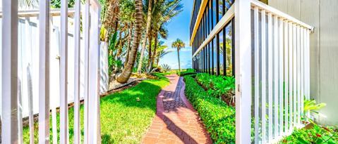 Building Photo - 2155 S Ocean Blvd
