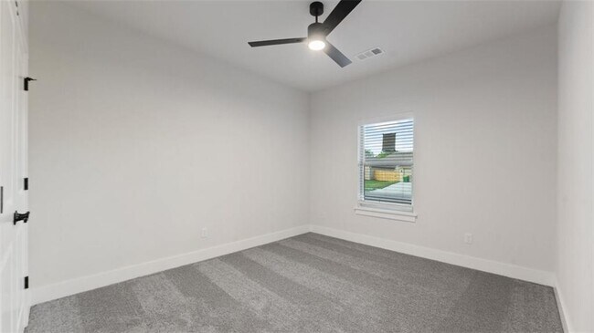 Building Photo - 97 N Adler Ave