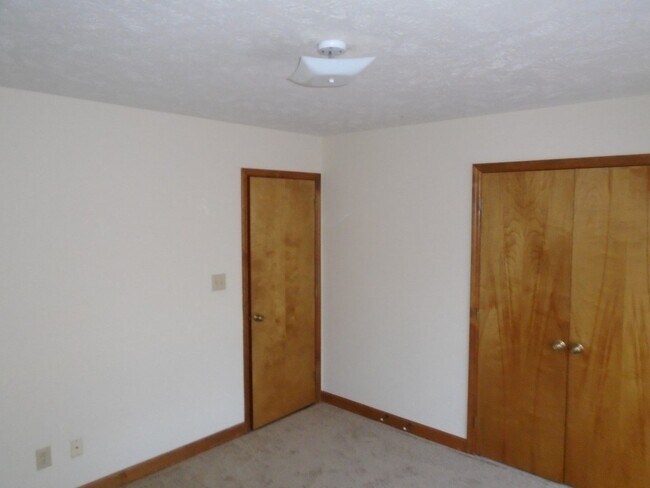 Building Photo - Timberlake