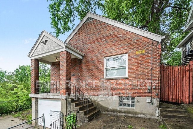 Building Photo - 937 Grand Ave