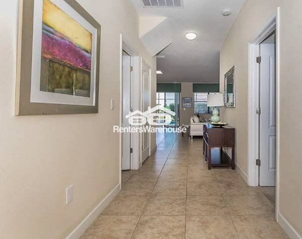 Building Photo - 1413 Wexford Way