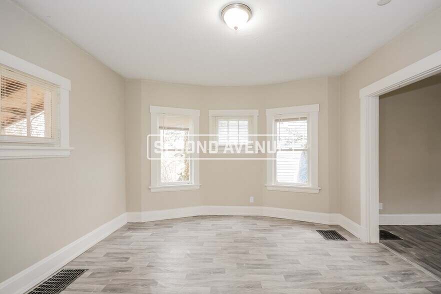 Building Photo - 4692 Winton Rd