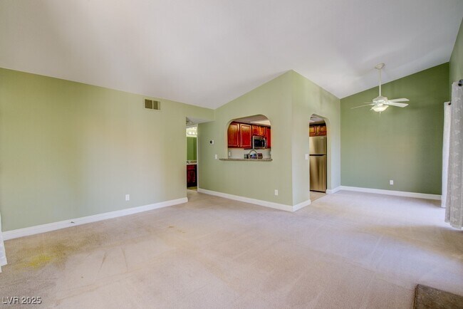 Building Photo - 2212 Sunfish Dr