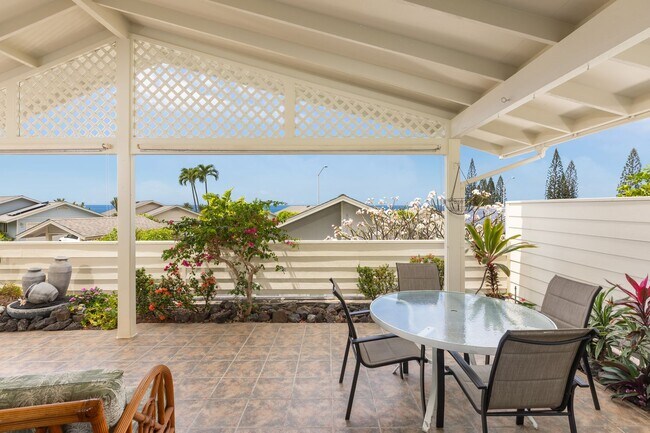 Building Photo - Furnished Home Close to Town