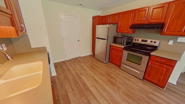 Building Photo - 6778 Buttermere Dr