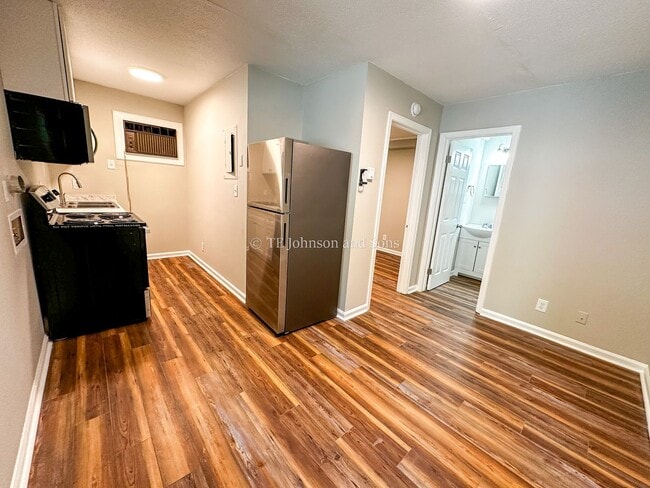 Interior Photo - Studios at West End