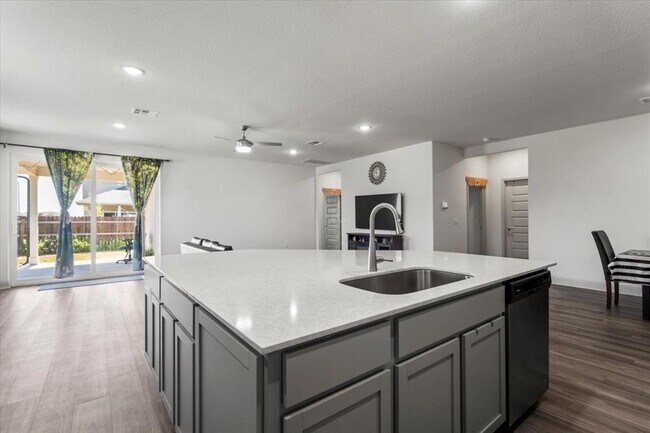 Building Photo - 18017 Nepi Dr