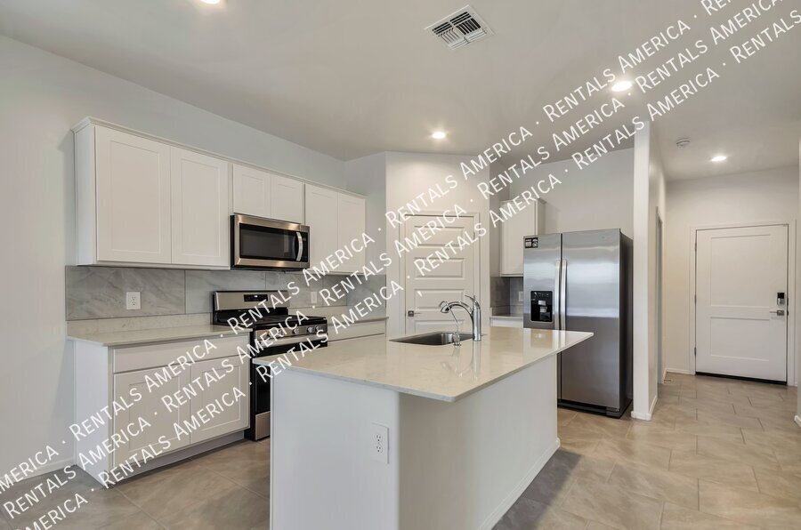 Building Photo - 3559 N Kellen Canyon Ct