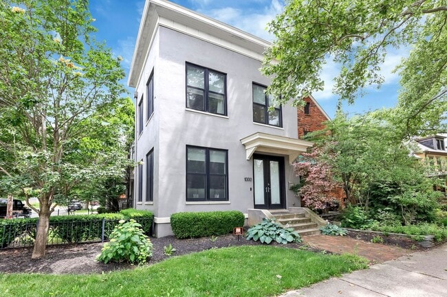 Building Photo - Modern Luxury Living in the Heart of Victorian Village