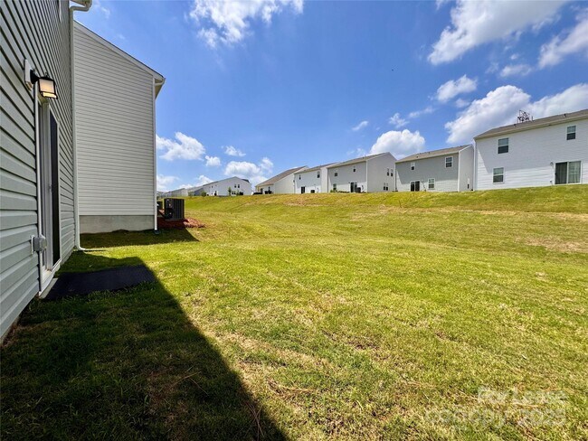 Building Photo - 13108 Hampton Bay Ln
