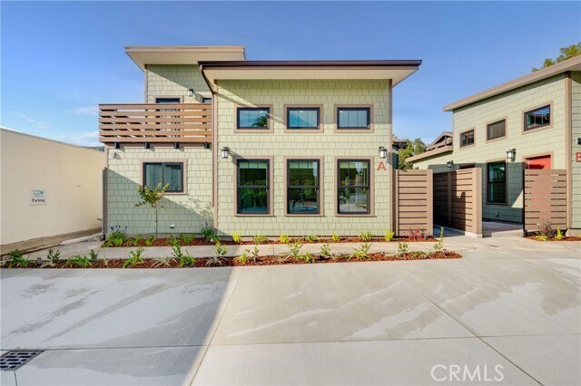 Building Photo - 127 E Foothill Blvd