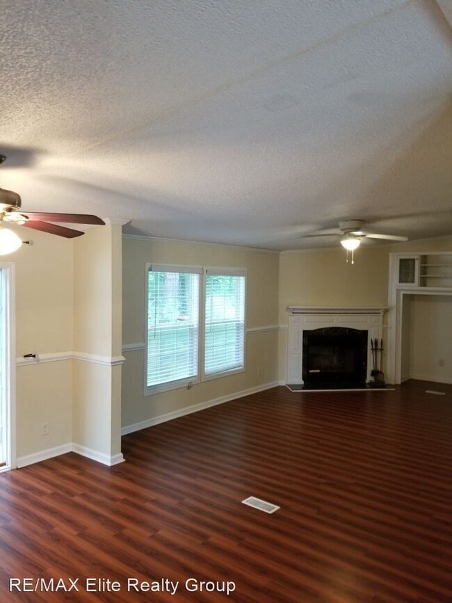 Building Photo - 3 br, 2 bath House - 213 Petteway Drive
