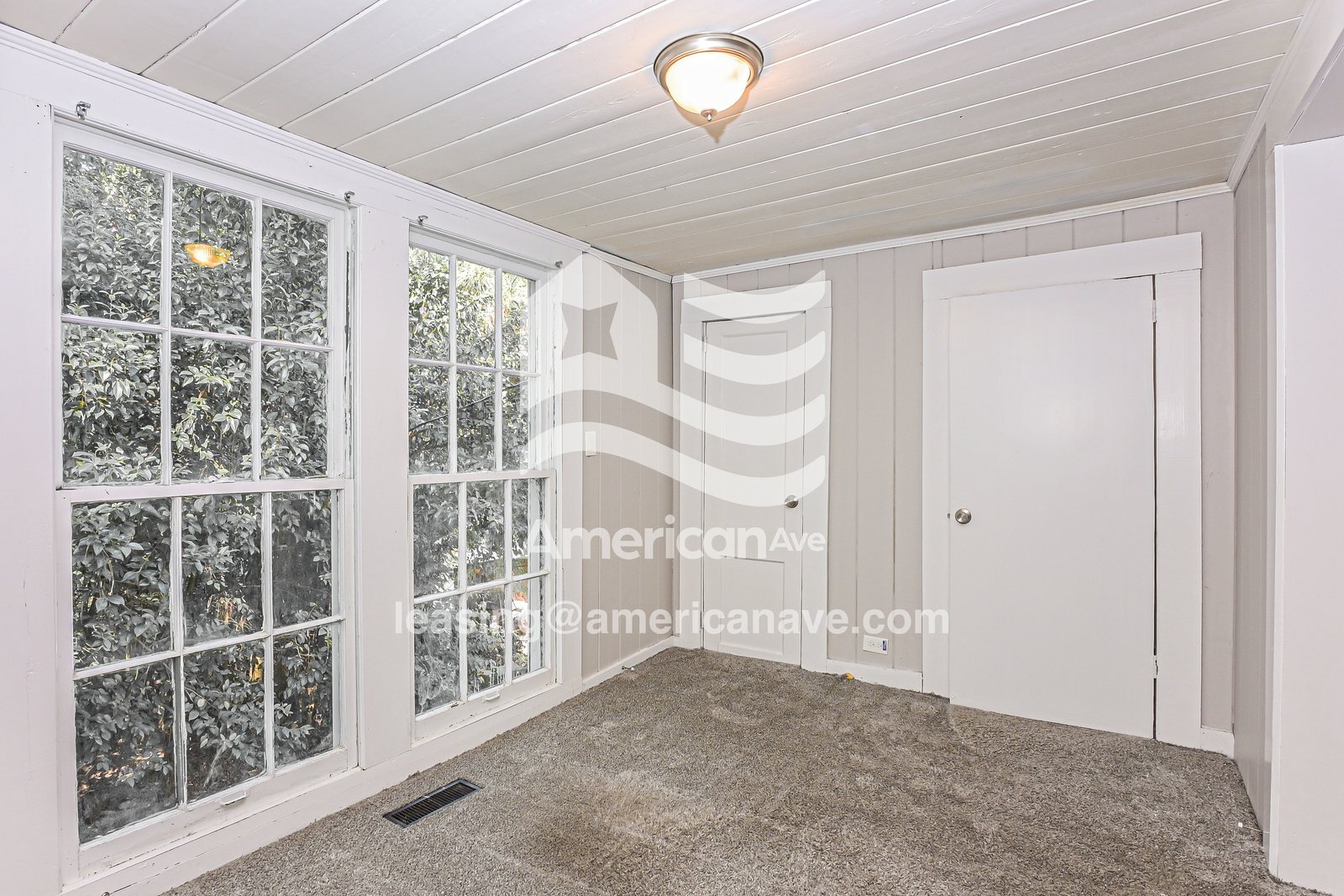 Building Photo - 916 Glenridge Dr