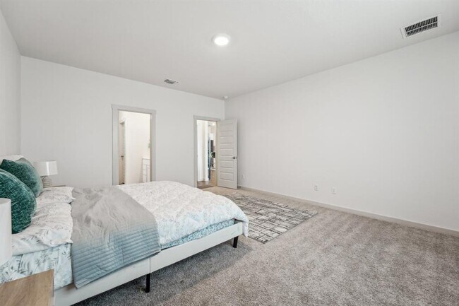 Building Photo - 406 Big Cypress Byu Rd