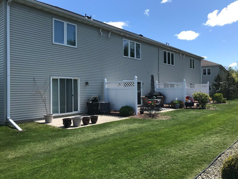Building Photo - 5571 Osborn Dr