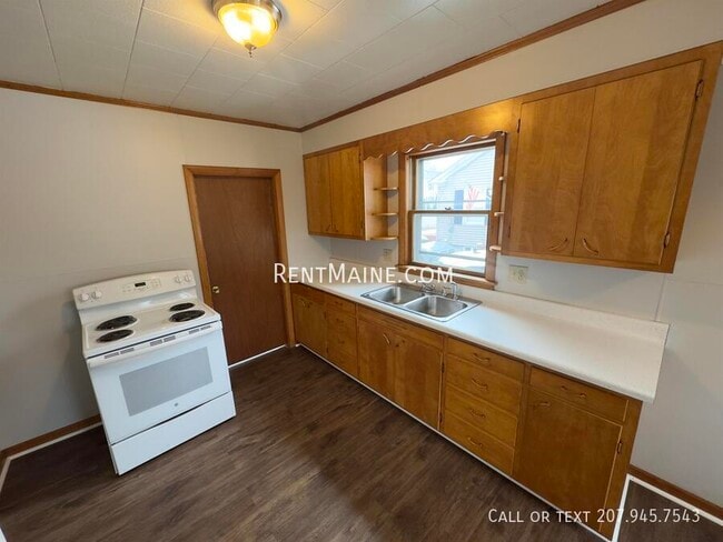 Building Photo - 335 14th St