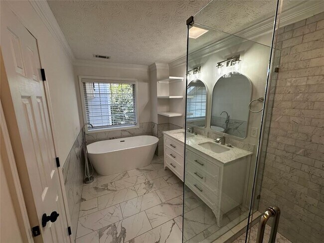 Building Photo - 3924 Riverstone Dr