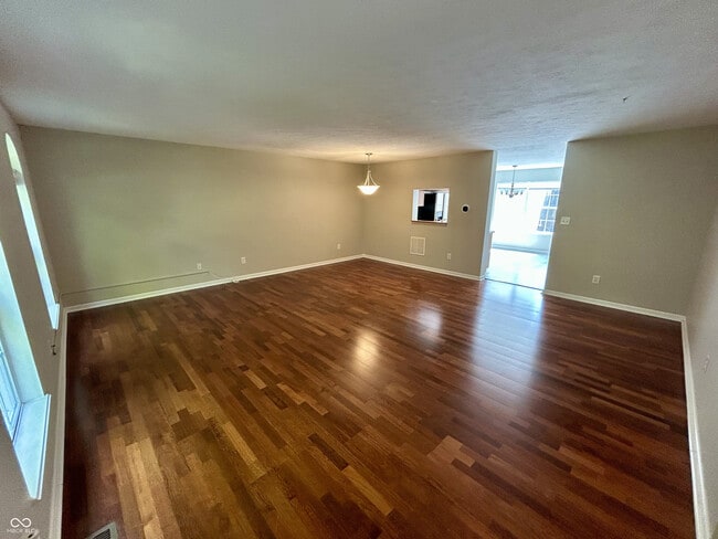 Building Photo - 3078 Armory Dr