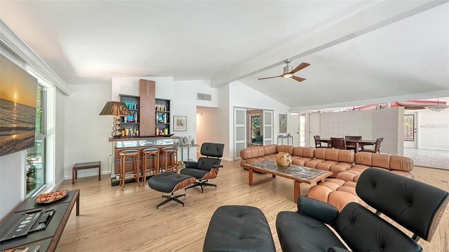 Building Photo - 4830 Higel Ave
