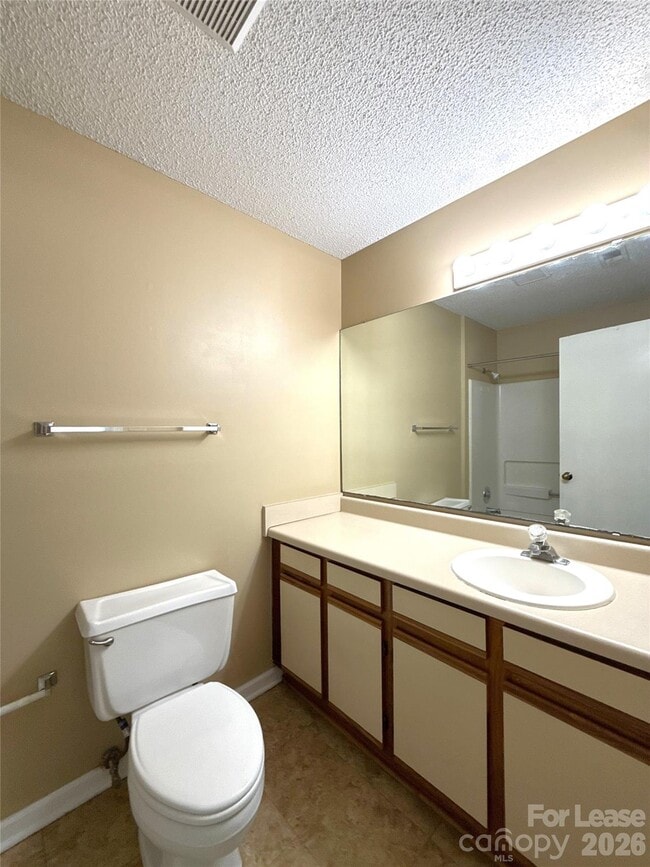 Building Photo - 1021 Churchill Downs Ct