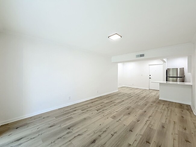 Building Photo - Beautiful 2 bedroom 2 bath Condo in Boca Raton, close to FAU