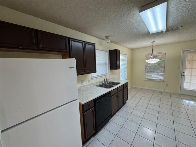 Building Photo - 7404 Avington Way