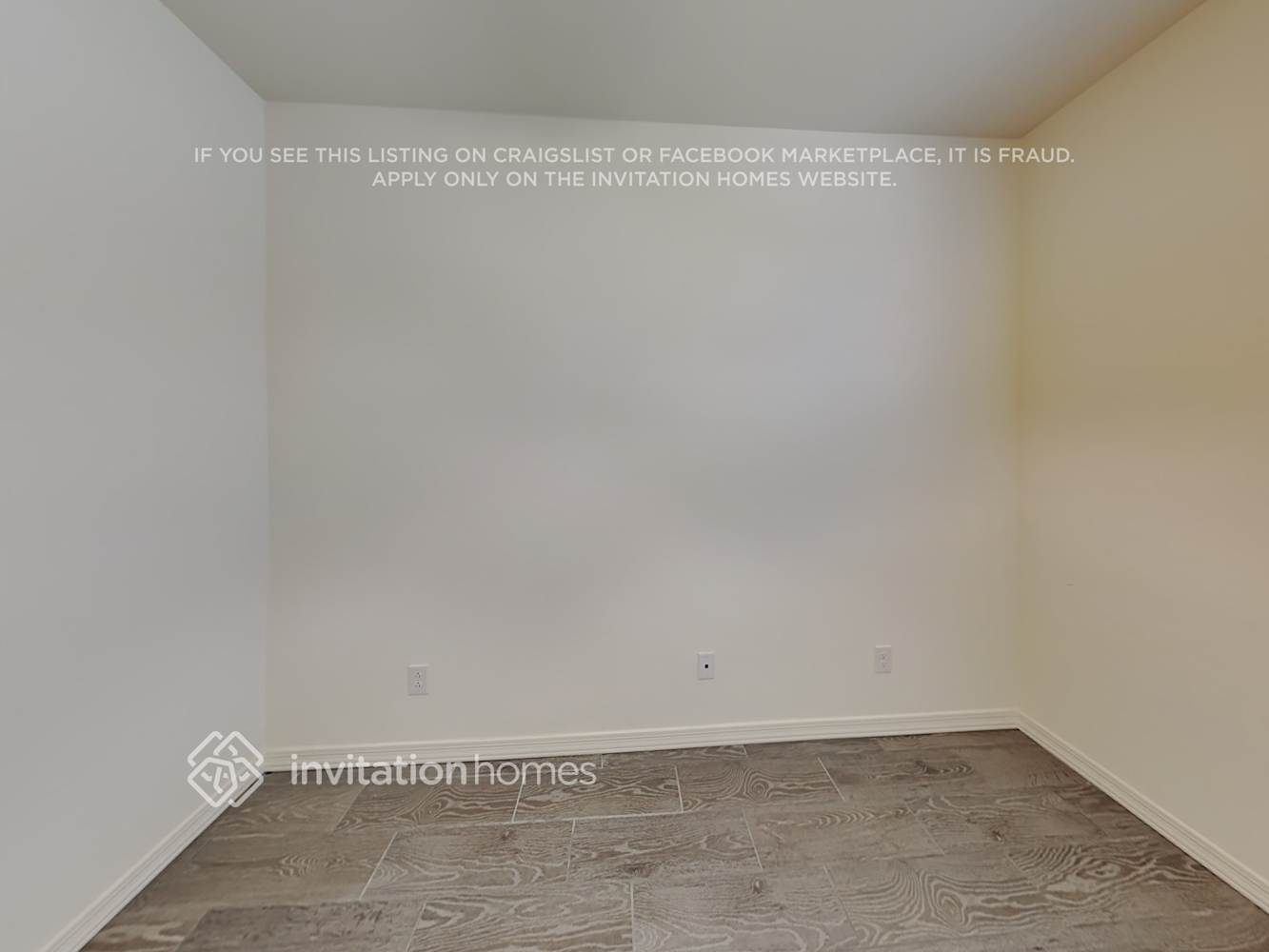 Building Photo - 5742 W Jones Ave