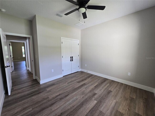 Building Photo - 7435 Mead Dr