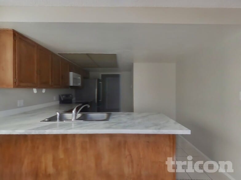 Building Photo - 2572 Wabash Cir